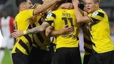 芒特下半场闪耀：携手B费，足球征途欢乐同行